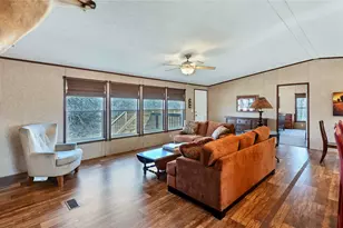 154 Cowboy, Gonzales, TX 78629 - Photo 10