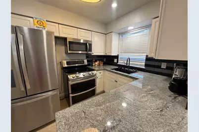 9314 Westwood Village Drive #24, Houston, TX 77036 - Photo 10