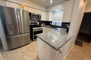 9314 Westwood Village Dr, Houston, TX 77036 - Photo 12