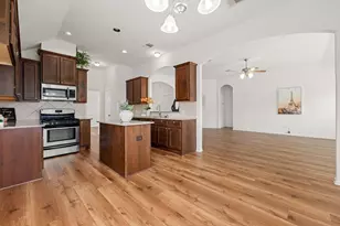 2008 Golden Creek Ln, Richmond, TX 77469 - Photo 10