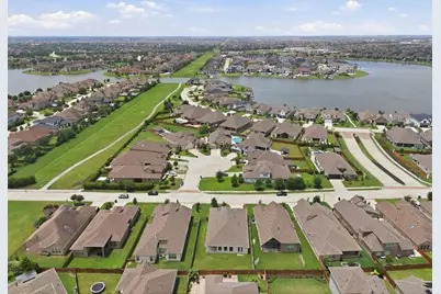 10614 Hazel Hills Drive, Cypress, TX 77433 - Photo 36
