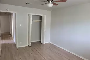 2806 Hollow Creek Dr, Houston, TX 77082 - Photo 20