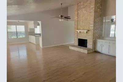 2806 Hollow Creek Drive, Houston, TX 77082 - Photo 6