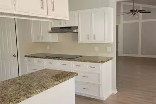 2806 Hollow Creek Dr, Houston, TX 77082 - Photo 12