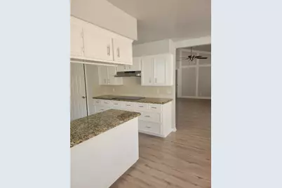 2806 Hollow Creek Drive, Houston, TX 77082 - Photo 10