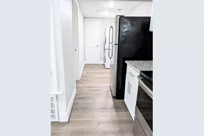 813 1/2 Alexander Street #2/2, Houston, TX 77007 - Photo 4