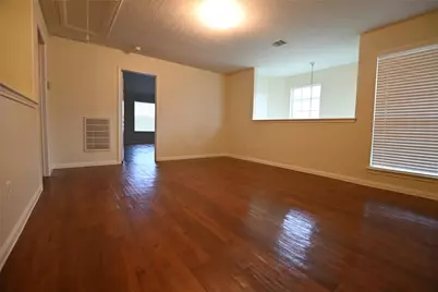 15431 Bammel Oaks Court, Houston, TX 77014 - Photo 12