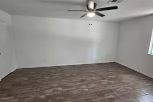 11811 Gardenglen Dr, Houston, TX 77070 - Photo 16