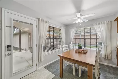 3903 Valley Haven Drive, Houston, TX 77339 - Photo 8