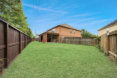 10207 Moonset Lane, Houston, TX 77016 - Photo 32