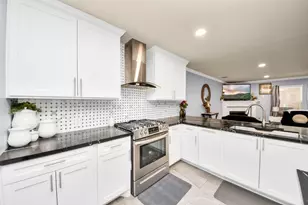 10207 Moonset Ln, Houston, TX 77016 - Photo 8