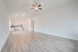 200 Catalina Cove Dr, Katy, TX 77493 - Photo 12
