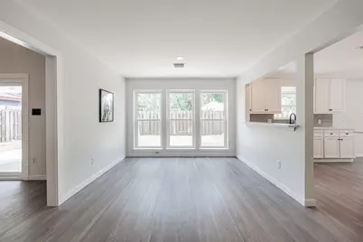 6215 Portal Drive, Houston, TX 77096 - Photo 12