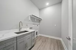 3500 McBride St, Dayton, TX 77535 - Photo 4