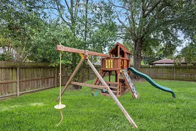 21902 Meadowhill Drive, Spring, TX 77388 - Photo 24