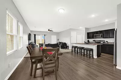 13434 Treshill Court, Houston, TX 77049 - Photo 8