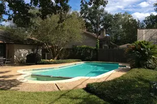 147 Camellia St, Sugar Land, TX 77478 - Photo 10