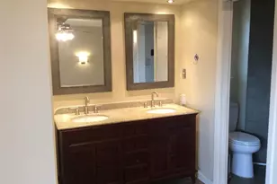 147 Camellia St, Sugar Land, TX 77478 - Photo 8