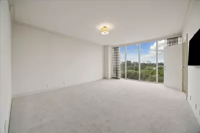 121 N Post Oak Lane #706, Houston, TX 77024 - Photo 10