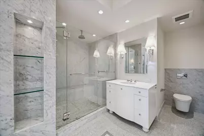 121 N Post Oak Lane #706, Houston, TX 77024 - Photo 16