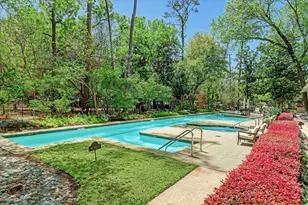 121 N Post Oak Ln, Houston, TX 77024 - Photo 28