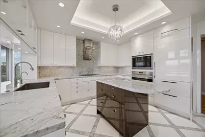 121 N Post Oak Lane #706, Houston, TX 77024 - Photo 8