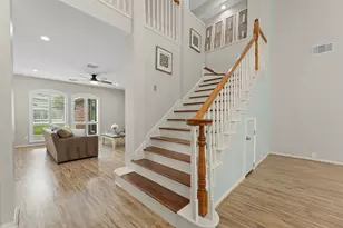 2118 Cypress Run Dr, Sugar Land, TX 77478 - Photo 4