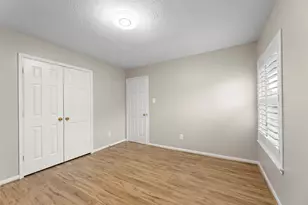 2118 Cypress Run Dr, Sugar Land, TX 77478 - Photo 36