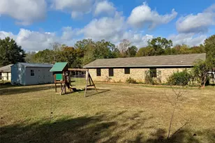 227 Woodland Cir, Crockett, TX 75835 - Photo 14