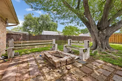1818 New Orleans Street, Deer Park, TX 77536 - Photo 30