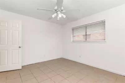 1818 New Orleans Street, Deer Park, TX 77536 - Photo 20