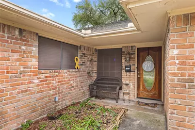1818 New Orleans Street, Deer Park, TX 77536 - Photo 4