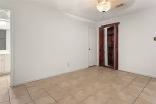 1818 New Orleans St, Deer Park, TX 77536 - Photo 16