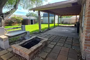 1818 New Orleans St, Deer Park, TX 77536 - Photo 36