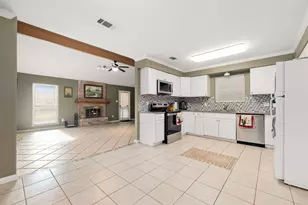 4402 Hickory Grove Dr, Houston, TX 77084 - Photo 6