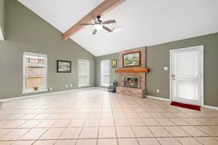 4402 Hickory Grove Dr, Houston, TX 77084 - Photo 2