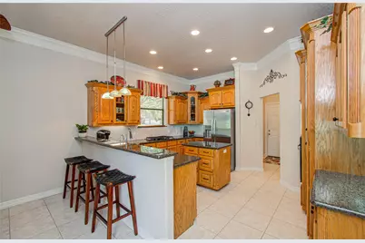 805 Enchanted Oaks Drive, Angleton, TX 77515 - Photo 18