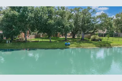 805 Enchanted Oaks Drive, Angleton, TX 77515 - Photo 48