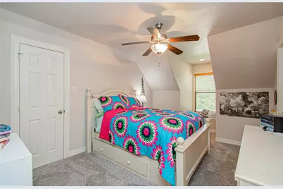 805 Enchanted Oaks Drive, Angleton, TX 77515 - Photo 34