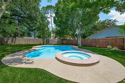 5422 Valerie Street, Bellaire, TX 77401 - Photo 38