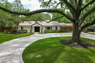 5422 Valerie St, Bellaire, TX 77401 - Photo 1