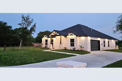 7717 Prairie Street, Hitchcock, TX 77563 - Photo 4