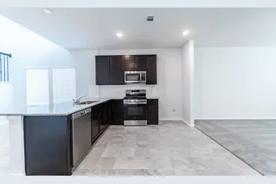 3611 Cardinal Pointe Drive, Angleton, TX 77515 - Photo 8