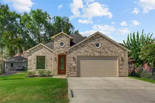 8405 Folkstone Ln, Houston, TX 77075 - Photo 1