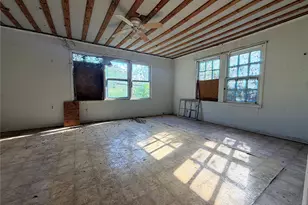 403 E Ward St, Refugio, TX 78377 - Photo 12