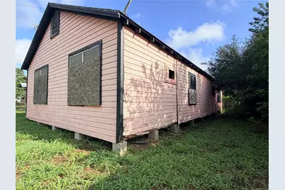 403 E Ward Street, Refugio, TX 78377 - Photo 4