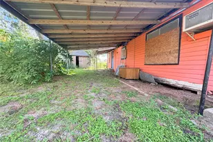 403 E Ward St, Refugio, TX 78377 - Photo 6