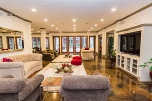 2400 McCue Rd, Houston, TX 77056 - Photo 32