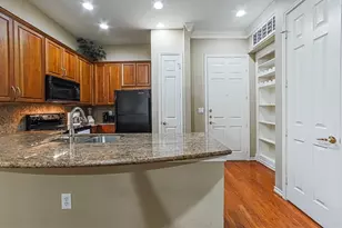 2400 McCue Rd, Houston, TX 77056 - Photo 2