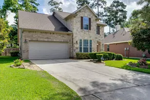 10 Caelin Ct, The Woodlands, TX 77382 - Photo 1